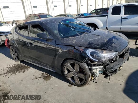 ✅ 2015 Hyundai Veloster Turbo • VIN: KMHTC6AEXFU232636 • Lot: 83091254. Wystawiony na Copart z przebiegiem 121 885 mil. Bezpłatny archiwum sprzedaży aukcyjnych z USA i szczegółowy raport historii pojazdu na DreamBid. Zdjęcie 4.