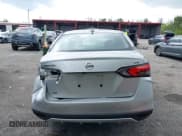 ✅ 2021 Nissan Versa SV • VIN: 3N1CN8EV5ML893327 • Lot: 43521814. Wystawiony na IAAI z przebiegiem Nie podano. Bezpłatny archiwum sprzedaży aukcyjnych z USA i szczegółowy raport historii pojazdu na DreamBid. Zdjęcie 16.