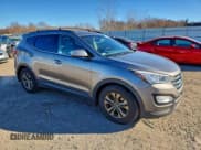 ✅ 2014 Hyundai Santa Fe • VIN: 5XYZUDLB7EG197086 • Lot: 96284035. Listed on Copart with 150,199 mi. Free auction sales archive from the USA and detailed vehicle history report at DreamBid. Image 4.