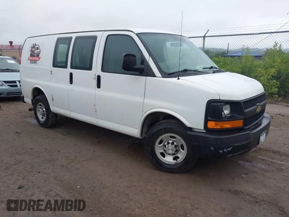 ✅ 2016 Chevrolet Express Cargo • VIN: 1GCWGAFG8G1147848 • Lot: 42668582. Listed on IAAI with 237,768 mi. Free auction sales archive from the USA and detailed vehicle history report at DreamBid. Image 1.
