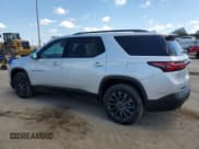 ✅ 2022 Chevrolet Traverse RS • VIN: 1GNERJKW0NJ101955 • Lot: 72691834. Wystawiony na Copart z przebiegiem Nie podano. Bezpłatny archiwum sprzedaży aukcyjnych z USA i szczegółowy raport historii pojazdu na DreamBid. Zdjęcie 2.