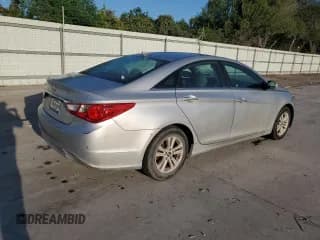 ✅ 2013 Hyundai Sonata GLS • VIN: 5NPEB4AC5DH782479 • Lot: 73492074. Listed on Copart with 149,435 mi. Free auction sales archive from the USA and detailed vehicle history report at DreamBid. Image 3.