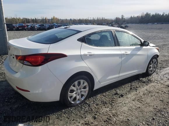 ✅ 2016 Hyundai Elantra SE • VIN: 5NPDH4AE8GH658044 • Lot: 91272905. Listed on Copart with 116,906 mi. Free auction sales archive from the USA and detailed vehicle history report at DreamBid. Image 3.