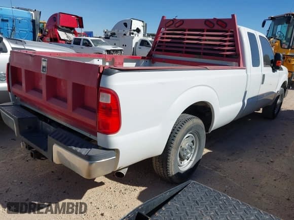 ✅ 2014 Ford F-250 XL • VIN: 1FT7X2A63EEA80705 • Lot: 43616552. Listed on IAAI with Not provided. Free auction sales archive from the USA and detailed vehicle history report at DreamBid. Image 4.