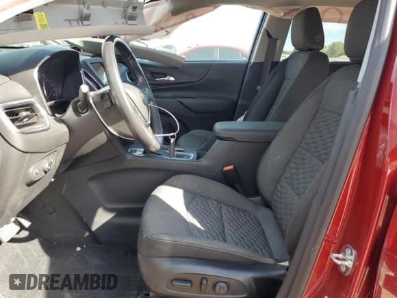 ✅ 2020 Chevrolet Equinox LT • VIN: 3GNAXTEV0LS604545 • Lot: 82215765. Wystawiony na Copart z przebiegiem 29 333 mil. Bezpłatny archiwum sprzedaży aukcyjnych z USA i szczegółowy raport historii pojazdu na DreamBid. Zdjęcie 7.