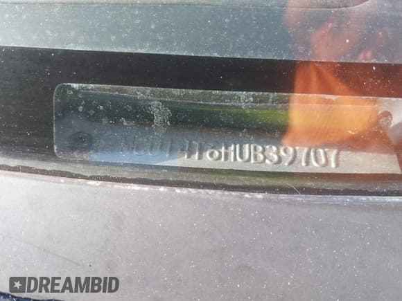 ✅ 1987 Ford Bronco • VIN: 1FMCU14T6HUB39707 • Lot: 43177737. Wystawiony na IAAI z przebiegiem 16 444 mil. Bezpłatny archiwum sprzedaży aukcyjnych z USA i szczegółowy raport historii pojazdu na DreamBid. Zdjęcie 9.