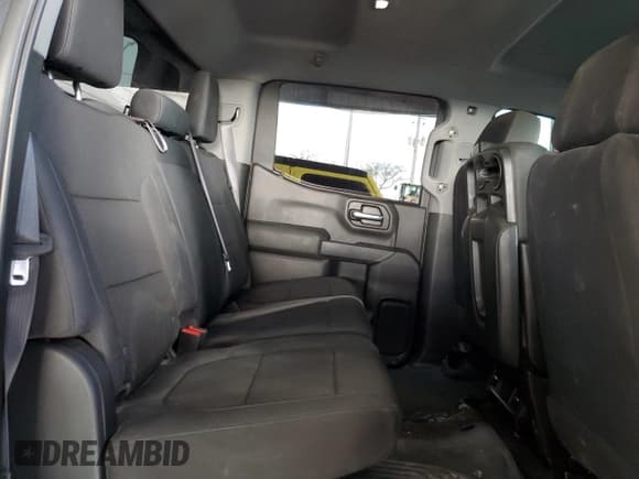 ✅ 2020 Chevrolet Silverado 1500 Custom Trail Boss • VIN: 3GCPYCEF6LG187704 • Lot: 53391024. Wystawiony na Copart z przebiegiem 118 701 mil. Bezpłatny archiwum sprzedaży aukcyjnych z USA i szczegółowy raport historii pojazdu na DreamBid. Zdjęcie 10.