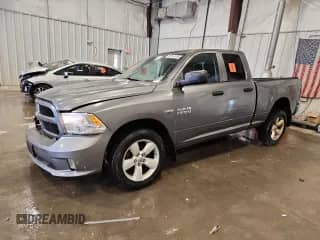 2013 Ram 1500 Express с VIN 1C6RR7FT0DS566748, выставлен на аукционе Copart как лот 86143185 с пробегом 92 318 миль миль и Чистый • Clean title. История ставок и продаж доступна на DreamBid. Изображение 1.