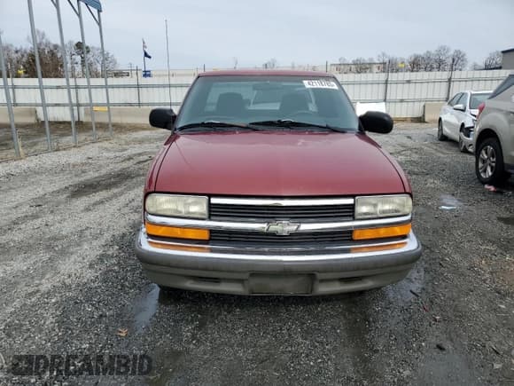 ✅ 1998 Chevrolet S-10 LS • VIN: 1GCCS19X7W8131191 • Лот: 42118785. Опубликован ранее на Copart с пробегом 107 460 миль. Бесплатный доступ к архиву аукционных продаж из США и подробный отчёт об истории автомобиля на DreamBid. Изображение 5.