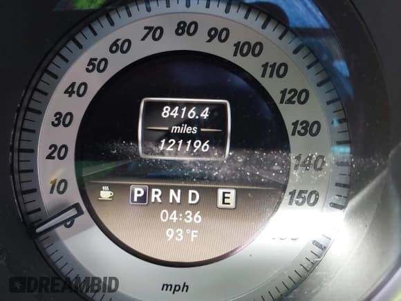 ✅ 2012 Mercedes-Benz C 300 Sport • VIN: WDDGF8BB9CR197914 • Lot: 42187624. Listed on IAAI with 121,196 mi. Free auction sales archive from the USA and detailed vehicle history report at DreamBid. Image 15.