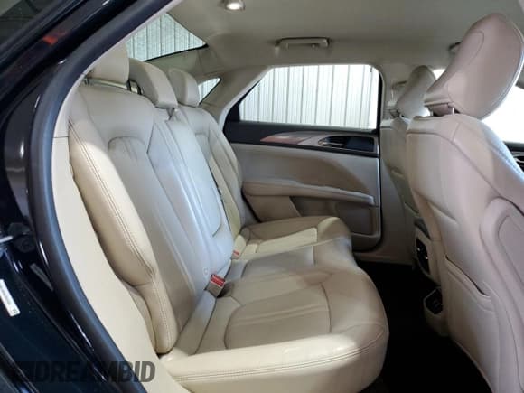 ✅ 2020 Lincoln MKZ Standard • VIN: 3LN6L5B90LR601824 • Lot: 46692885. Listed on Copart with 73,419 mi. Free auction sales archive from the USA and detailed vehicle history report at DreamBid. Image 10.