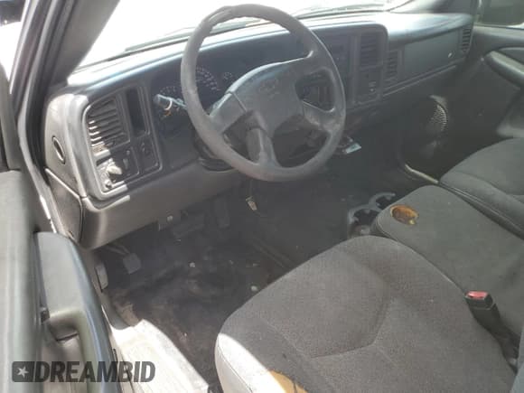 ✅ 2003 Chevrolet Silverado 2500HD LS • VIN: 1GCHC29U43Z174231 • Лот: 61579445. Опубликован ранее на Copart с пробегом Не указан. Бесплатный доступ к архиву аукционных продаж из США и подробный отчёт об истории автомобиля на DreamBid. Изображение 8.