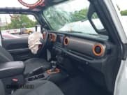 ✅ 2021 Jeep Wrangler Unlimited Sport S • VIN: 1C4HJXDN1MW648061 • Лот: 42426882. Опубликован ранее на IAAI с пробегом 99 008 миль. Бесплатный доступ к архиву аукционных продаж из США и подробный отчёт об истории автомобиля на DreamBid. Изображение 5.