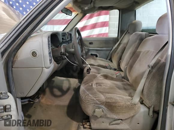 ✅ 1999 Chevrolet Silverado 1500 • VIN: 1GCEK14T8XE187754 • Лот: 41957695. Опубликован ранее на Copart с пробегом 224 945 миль. Бесплатный доступ к архиву аукционных продаж из США и подробный отчёт об истории автомобиля на DreamBid. Изображение 7.