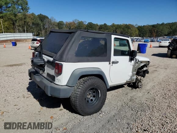 ✅ 2013 Jeep Wrangler Sport • VIN: 1C4AJWAG2DL634074 • Лот: 89543035. Опубликован ранее на Copart с пробегом 82 336 миль. Бесплатный доступ к архиву аукционных продаж из США и подробный отчёт об истории автомобиля на DreamBid. Изображение 3.