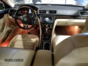 ✅ 2014 Volkswagen Passat SEL Premium • VIN: 1VWCS7A39EC017522 • Лот: 88315985. Опубликован ранее на Copart с пробегом 152 689 миль. Бесплатный доступ к архиву аукционных продаж из США и подробный отчёт об истории автомобиля на DreamBid. Изображение 8.