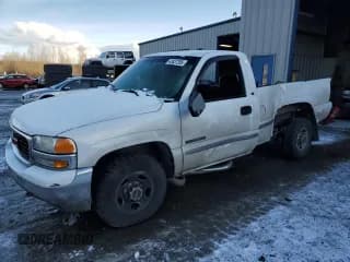 ✅ 2000 GMC Sierra 2500 SLE • VIN: 1GTGC24U2YE195287 • Lot: 43837285. Wystawiony na Copart z przebiegiem 250 362 mil. Bezpłatny archiwum sprzedaży aukcyjnych z USA i szczegółowy raport historii pojazdu na DreamBid. Zdjęcie 1.