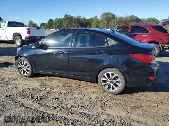 ✅ 2017 Hyundai Accent SE • VIN: KMHCT4AE9HU358168 • Лот: 80137194. Опубликован ранее на Copart с пробегом 86 511 миль. Бесплатный доступ к архиву аукционных продаж из США и подробный отчёт об истории автомобиля на DreamBid. Изображение 2.