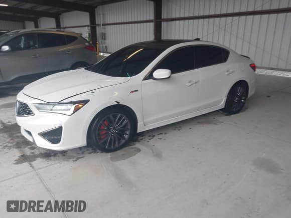 ✅ 2019 Acura ILX Premium • VIN: 19UDE2F85KA012462 • Lot: 42011935. Listed on IAAI with 39,335 mi. Free auction sales archive from the USA and detailed vehicle history report at DreamBid. Image 2.