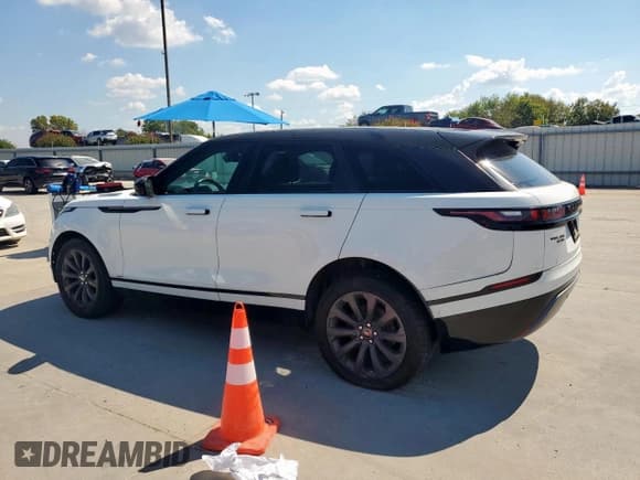 ✅ 2018 Land Rover Range Rover Velar R-Dynamic SE • VIN: SALYL2RN3JA714357 • Лот: 85308785. Опубликован ранее на Copart с пробегом 112 464 миль. Бесплатный доступ к архиву аукционных продаж из США и подробный отчёт об истории автомобиля на DreamBid. Изображение 2.