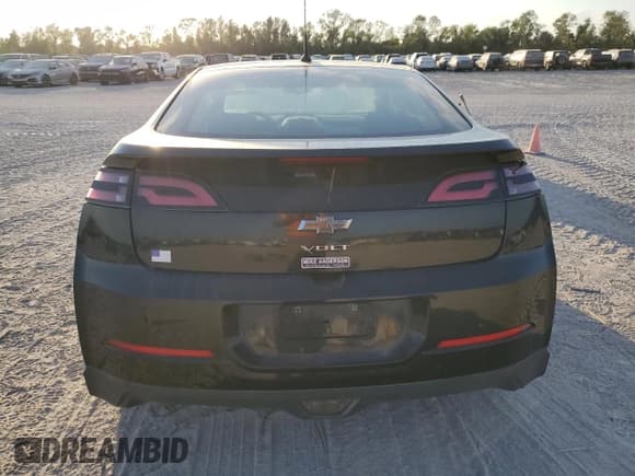 ✅ 2013 Chevrolet Volt • VIN: 1G1RA6E48DU116895 • Lot: 78446024. Wystawiony na Copart z przebiegiem 153 506 mil. Bezpłatny archiwum sprzedaży aukcyjnych z USA i szczegółowy raport historii pojazdu na DreamBid. Zdjęcie 6.