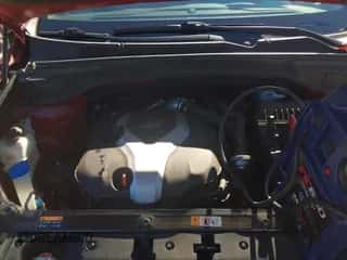 2014 Hyundai Santa Fe z VIN 5XYZU3LA0EG213405, wystawiony jako IAAI lot #43601126 z przebiegiem 171 331 mil mil oraz . Historia ofert i sprzedaży dostępna na DreamBid. Obrazek 6.