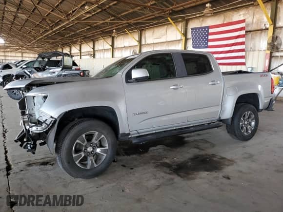 2020 Chevrolet Colorado 2WD Z71 z VIN 1GCGSDEN2L1124886, wystawiony jako Copart lot #49735425 z przebiegiem 36 643 mil mil oraz Szkoda całkowita • Salvage title. Historia ofert i sprzedaży dostępna na DreamBid. Obrazek 1.