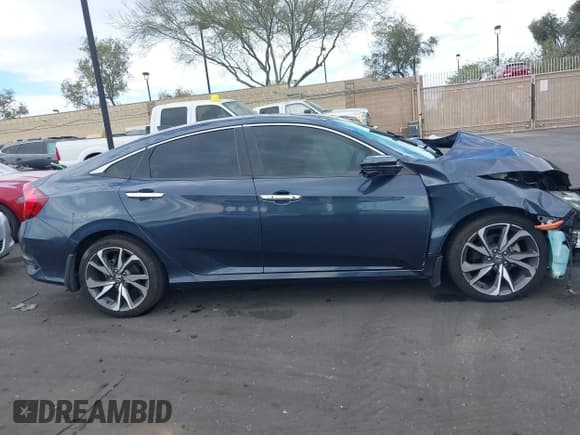 ✅ 2020 Honda Civic Touring • VIN: 19XFC1F98LE205655 • Лот: 43427861. Опубликован ранее на IAAI с пробегом 118 787 миль. Бесплатный доступ к архиву аукционных продаж из США и подробный отчёт об истории автомобиля на DreamBid. Изображение 14.