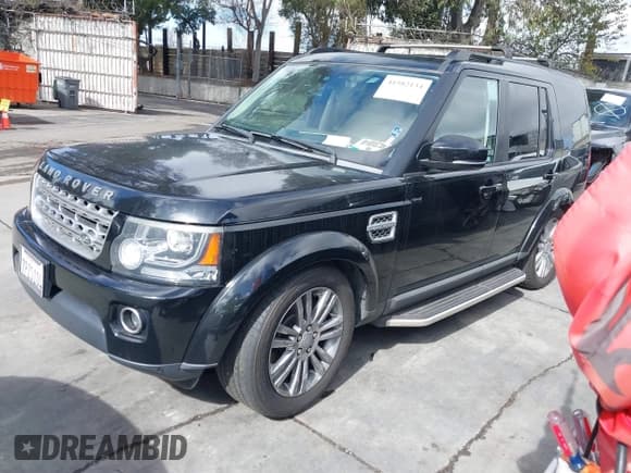 ✅ 2016 Land Rover LR4 HSE Lux • VIN: SALAK2V68GA794735 • Lot: 41582134. Listed on IAAI with Not provided. Free auction sales archive from the USA and detailed vehicle history report at DreamBid. Image 18.