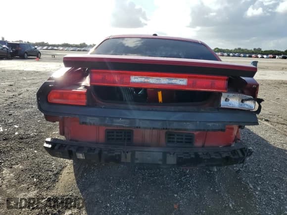 ✅ 2010 Dodge Challenger SE • VIN: 2B3CJ4DV6AH278231 • Lot: 77309744. Wystawiony na Copart z przebiegiem 178 960 mil. Bezpłatny archiwum sprzedaży aukcyjnych z USA i szczegółowy raport historii pojazdu na DreamBid. Zdjęcie 6.