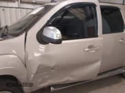 ✅ 2007 Chevrolet Suburban LTZ • VIN: 3GNFC16057G264519 • Лот: 41641397. Опубликован ранее на IAAI с пробегом 235 431 миль. Бесплатный доступ к архиву аукционных продаж из США и подробный отчёт об истории автомобиля на DreamBid. Изображение 13.