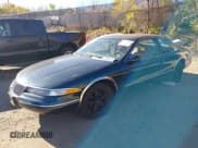 ✅ 1994 Lincoln Mark VIII • VIN: 1LNLM91V1RY707098 • Lot: 43512959. Wystawiony na IAAI z przebiegiem 141 442 mil. Bezpłatny archiwum sprzedaży aukcyjnych z USA i szczegółowy raport historii pojazdu na DreamBid. Zdjęcie 2.