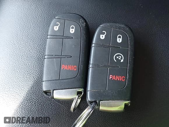 ✅ 2015 Dodge Durango SXT • VIN: 1C4RDJAG0FC709693 • Lot: 43091669. Wystawiony na IAAI z przebiegiem 141 861 mil. Bezpłatny archiwum sprzedaży aukcyjnych z USA i szczegółowy raport historii pojazdu na DreamBid. Zdjęcie 11.