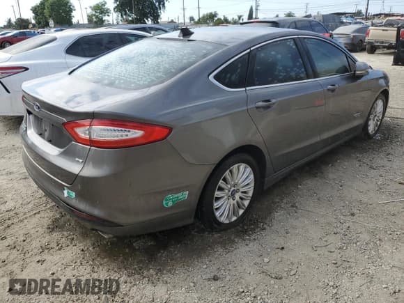 ✅ 2013 Ford Fusion SE Luxury • VIN: 3FA6P0PU1DR332247 • Lot: 81720035. Listed on Copart with 143,628 mi. Free auction sales archive from the USA and detailed vehicle history report at DreamBid. Image 3.