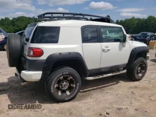 ✅ 2012 Toyota FJ Cruiser • VIN: JTEBU4BFXCK125534 • Lot: 68251134. Listed on Copart with 131,151 mi. Free auction sales archive from the USA and detailed vehicle history report at DreamBid. Image 3.