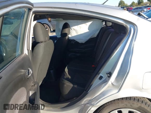 ✅ 2018 Nissan Versa SV • VIN: 3N1CN7AP5JK438187 • Lot: 43516426. Listed on IAAI with Not provided. Free auction sales archive from the USA and detailed vehicle history report at DreamBid. Image 8.