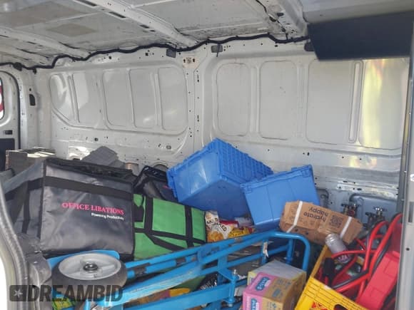 ✅ 2018 Ford Transit • VIN: 1FTYE9ZM7JKA84077 • Lot: 41468275. Listed on IAAI with 114,329 mi. Free auction sales archive from the USA and detailed vehicle history report at DreamBid. Image 8.