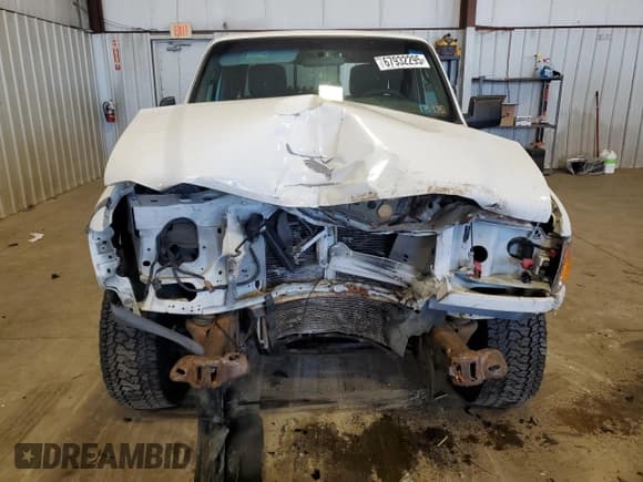 ✅ 2010 Ford Ranger XL • VIN: 1FTKR1ED5APA45234 • Лот: 67932295. Опубликован ранее на Copart с пробегом 135 108 миль. Бесплатный доступ к архиву аукционных продаж из США и подробный отчёт об истории автомобиля на DreamBid. Изображение 5.