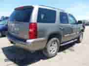 2008 Chevrolet Tahoe 2LT с VIN 1GNFC13028R127513, выставлен на аукционе IAAI как лот 42260601 с пробегом 139 491 миль миль и . История ставок и продаж доступна на DreamBid. Изображение 4.