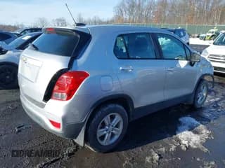 ✅ 2018 Chevrolet Trax LS • VIN: KL7CJNSB7JB551180 • Лот: 43823477. Опубликован ранее на IAAI с пробегом 57 938 миль. Бесплатный доступ к архиву аукционных продаж из США и подробный отчёт об истории автомобиля на DreamBid. Изображение 4.