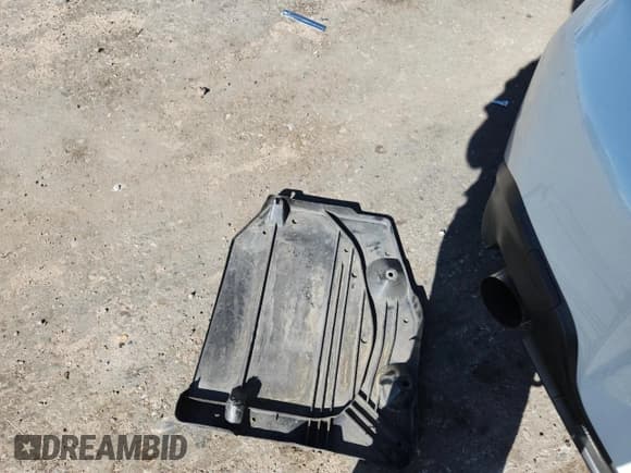 ✅ 2024 Toyota 86 • VIN: JF1ZNBB10R9754752 • Lot: 72081895. Wystawiony na Copart z przebiegiem 15 636 mil. Bezpłatny archiwum sprzedaży aukcyjnych z USA i szczegółowy raport historii pojazdu na DreamBid. Zdjęcie 12.