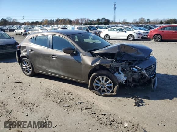 ✅ 2015 Mazda 3 i Touring • VIN: JM1BM1L71F1250166 • Лот: 93117925. Опубликован ранее на Copart с пробегом 137 332 миль. Бесплатный доступ к архиву аукционных продаж из США и подробный отчёт об истории автомобиля на DreamBid. Изображение 4.