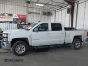 ✅ 2019 Chevrolet Silverado 2500HD LT • VIN: 1GC1KSEG3KF137272 • Lot: 39880414. Wystawiony na IAAI z przebiegiem 158 275 mil. Bezpłatny archiwum sprzedaży aukcyjnych z USA i szczegółowy raport historii pojazdu na DreamBid. Zdjęcie 14.