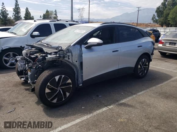 ✅ 2022 Volkswagen ID.4 Pro • VIN: WVGRMPE23NP061903 • Lot: 62135353. Listed on Copart with 10,722 mi. Free auction sales archive from the USA and detailed vehicle history report at DreamBid. Image 1.