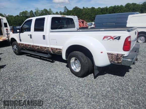 ✅ 2013 Ford F-350 XL • VIN: 1FT8W3DT1DEB40316 • Лот: 60048735. Опубликован ранее на Copart с пробегом 130 916 миль. Бесплатный доступ к архиву аукционных продаж из США и подробный отчёт об истории автомобиля на DreamBid. Изображение 2.