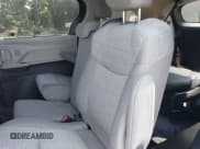 ✅ 2022 Toyota Sienna LE • VIN: 5TDKRKEC0NS129115 • Лот: 42825759. Опубликован ранее на IAAI с пробегом 72 475 миль. Бесплатный доступ к архиву аукционных продаж из США и подробный отчёт об истории автомобиля на DreamBid. Изображение 8.