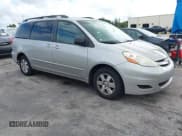 ✅ 2009 Toyota Sienna CE • VIN: 5TDZK23C69S255930 • Lot: 43814104. Wystawiony na IAAI z przebiegiem 95 980 mil. Bezpłatny archiwum sprzedaży aukcyjnych z USA i szczegółowy raport historii pojazdu na DreamBid. Zdjęcie 1.