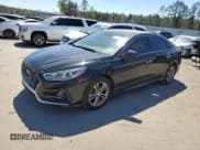 ✅ 2018 Hyundai Sonata Limited • VIN: 5NPE34AF2JH599575 • Лот: 44654833. Опубликован ранее на Copart с пробегом 122 459 миль. Бесплатный доступ к архиву аукционных продаж из США и подробный отчёт об истории автомобиля на DreamBid. Изображение 1.