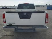 ✅ 2014 Nissan Frontier S • VIN: 1N6BD0CT2EN742992 • Lot: 57146125. Wystawiony na Copart z przebiegiem 177 000 mil. Bezpłatny archiwum sprzedaży aukcyjnych z USA i szczegółowy raport historii pojazdu na DreamBid. Zdjęcie 6.