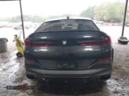 ✅ 2021 BMW X6 xDrive40i • VIN: 5UXCY6C01M9F60021 • Lot: 41972595. Wystawiony na IAAI z przebiegiem 64 064 mil. Bezpłatny archiwum sprzedaży aukcyjnych z USA i szczegółowy raport historii pojazdu na DreamBid. Zdjęcie 16.